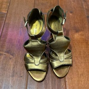 Nine West Metallic Copper Heels